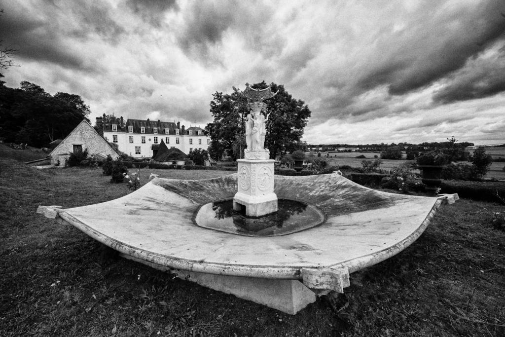 Chateau Du Jard Chaumont-en-Vexin Exterior photo